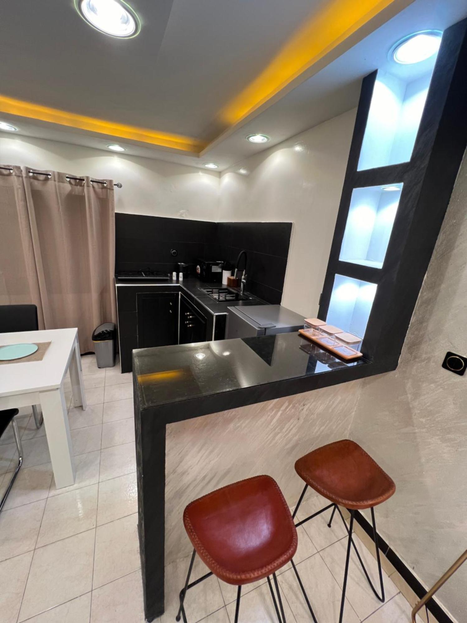 Le Confortable By Sdm Dakar Exterior photo
